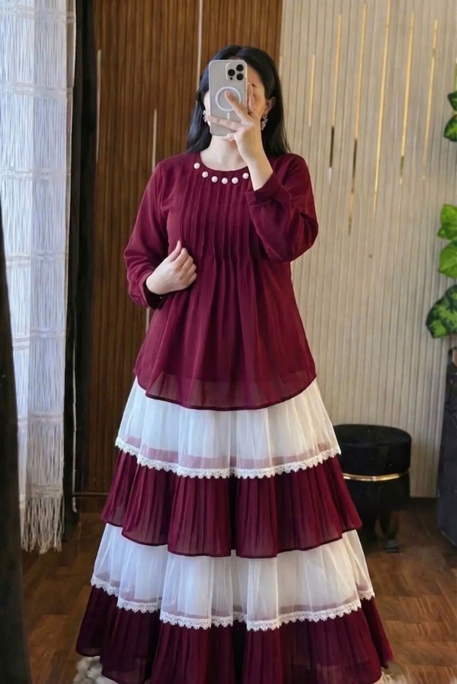 Trendy Ladies Tops and Skirt Set(29200)